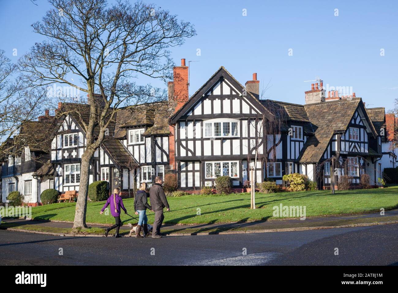 Das Modelldorf Port Sunlight von 900 Grad zählte Häuser auf der Wirral Peninsular auf, die von Hebelbrüdern im Jahr 1888 für Arbeiter in ihrer Seifenfabrik gebaut wurden Stockfoto