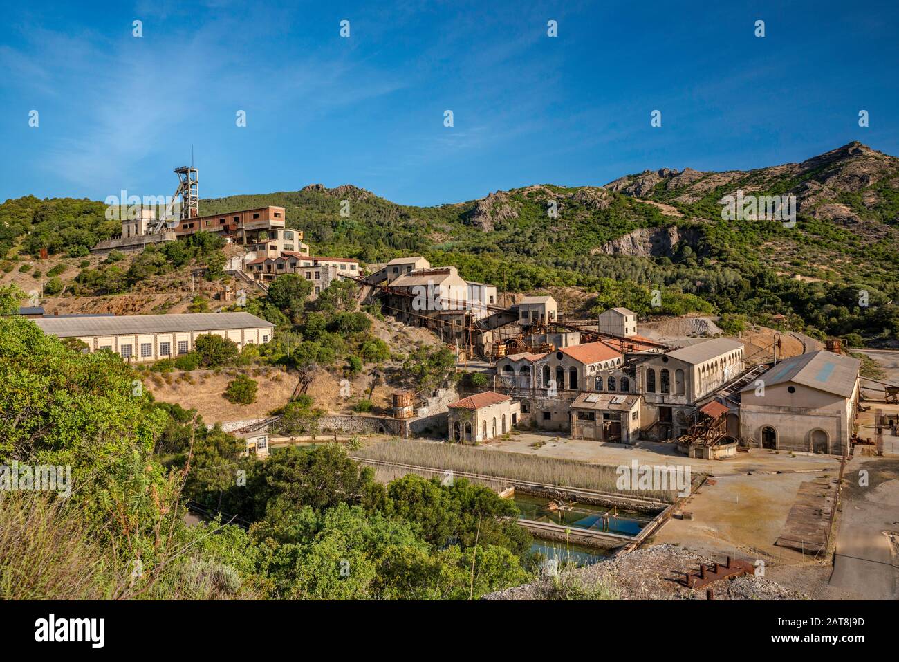 Schacht, Erz Verarbeitung Gebäude am Miniera Montevecchio, Zink und Blei, die geschlossen wurden, seit 1981, in der Nähe der Stadt von Guspini, Sardinien, Italien Stockfoto