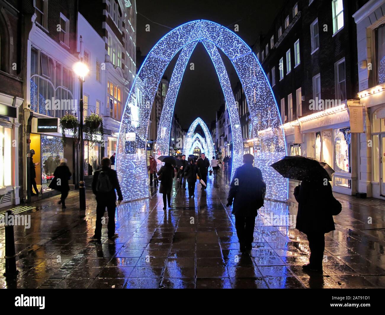 Weihnachtsdekorationen in der Bond Street, London, Großbritannien Stockfoto