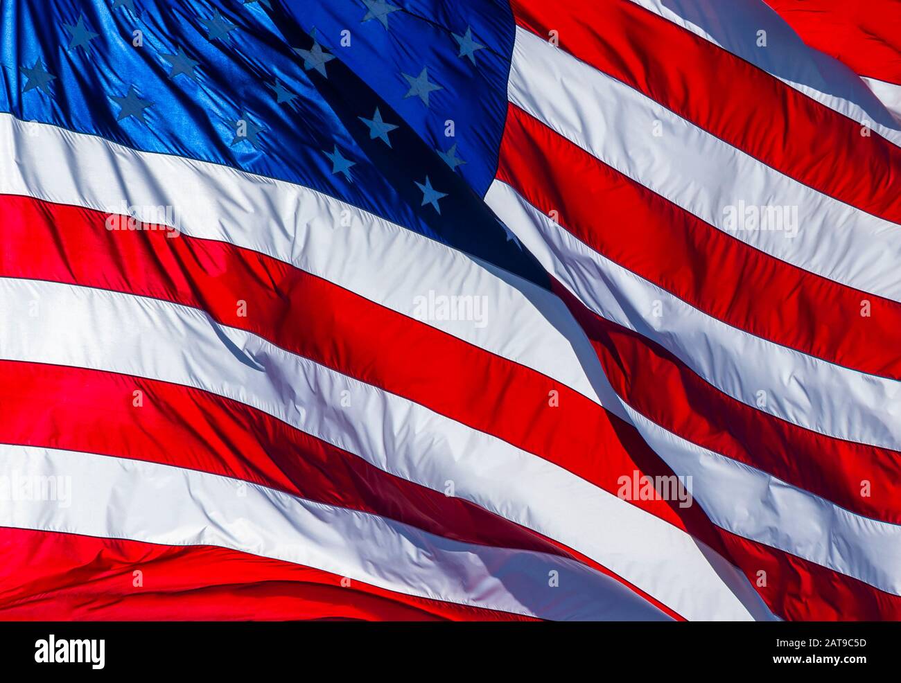 American Flag Detail Bilklawing In The Wind Stockfoto