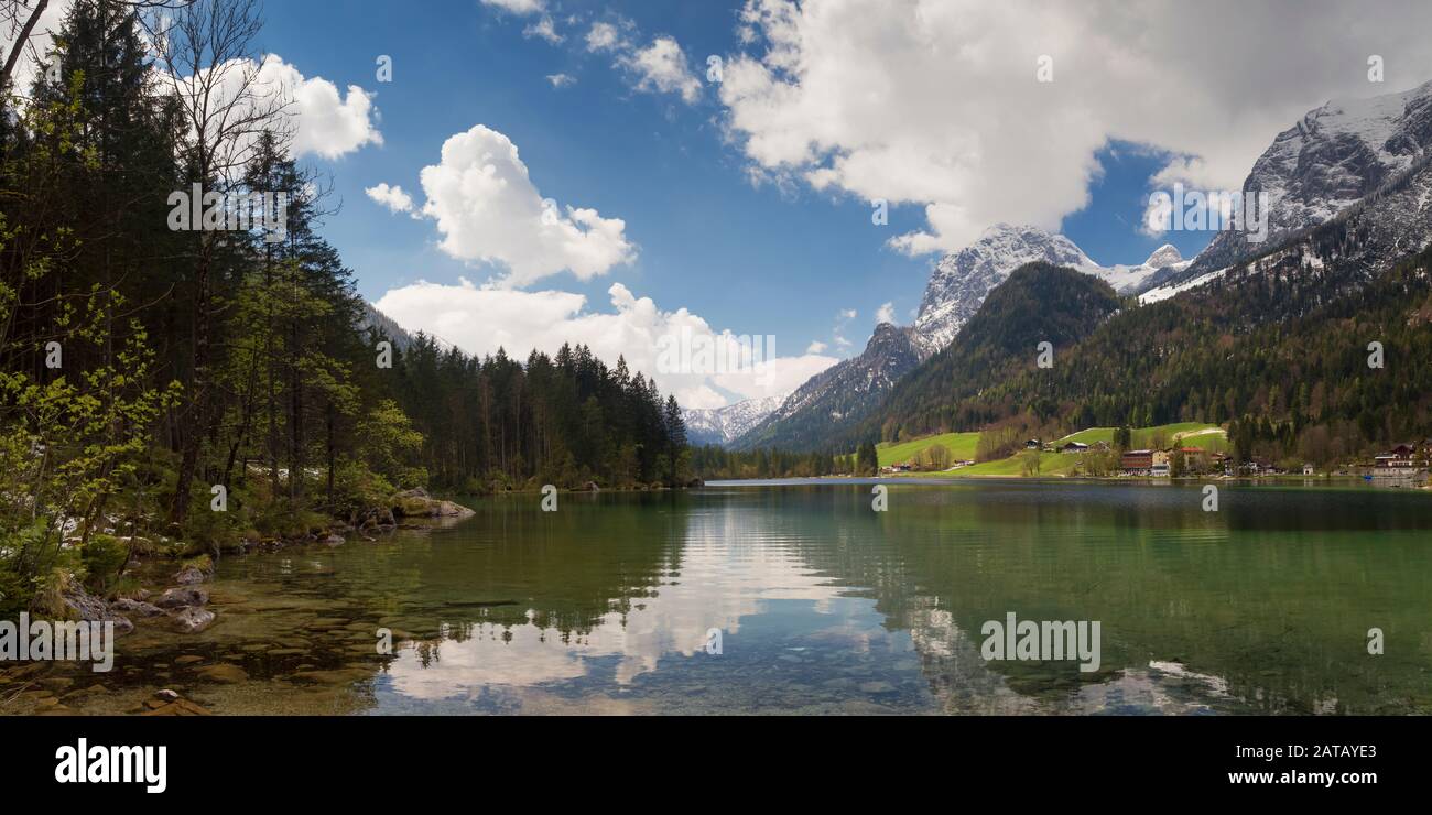 Panorama von See Hintersee, Berchtesgadener Land, Bayern, Deutschland Stockfoto