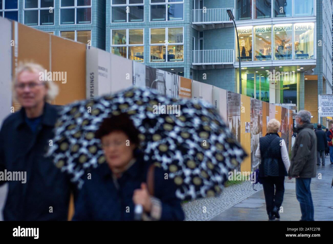 Museum Checkpoint Charlie in der Friedrichstraße, Friedrichstadt, Bezirk Mitte, Ost-Berlin, Deutschland Stockfoto
