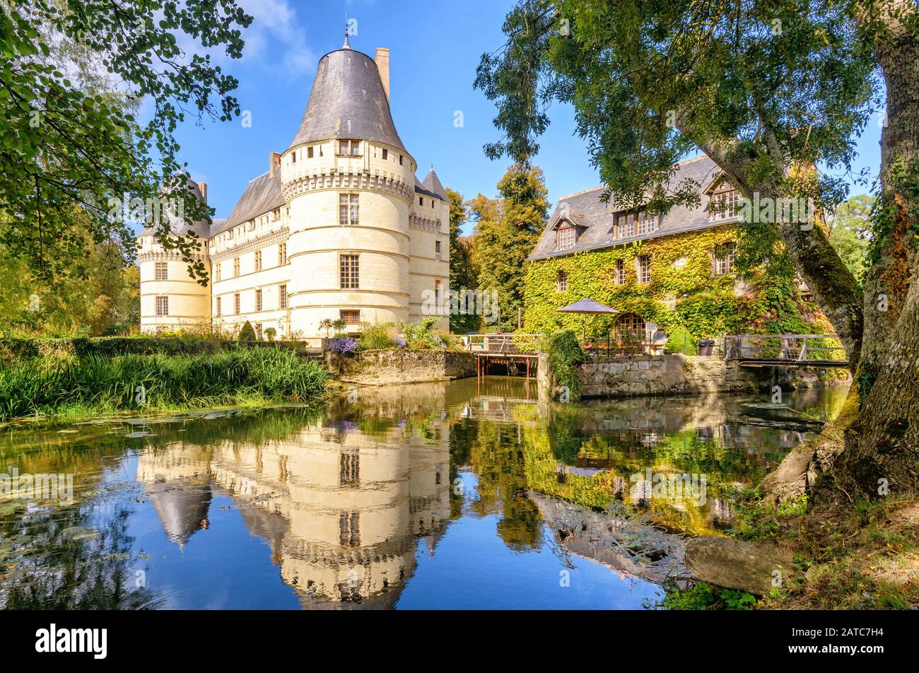 Das Schloss de l'Islette, Frankreich. Das Renaissance-Schloss befindet sich im Loire-Tal, wurde im 16. Jahrhundert erbaut und ist eine Touristenattraktion. Stockfoto