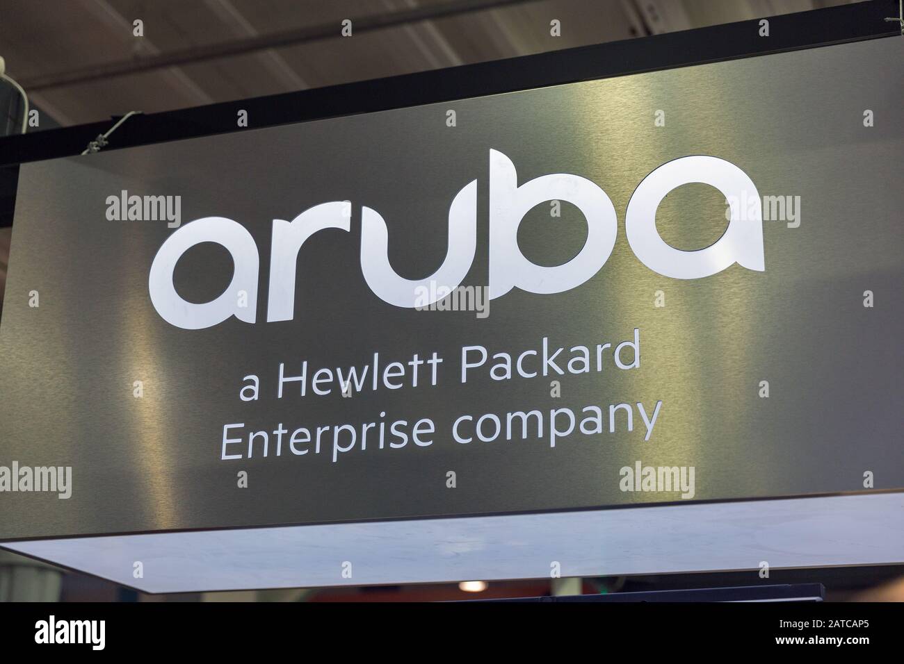 Kiew, UKRAINE - 06. APRIL 2019: Aruba, ein Stand der Hewlett Packard Enterprise Company in CEE 2019, der größten Elektronikmesse der Ukraine in Te Stockfoto