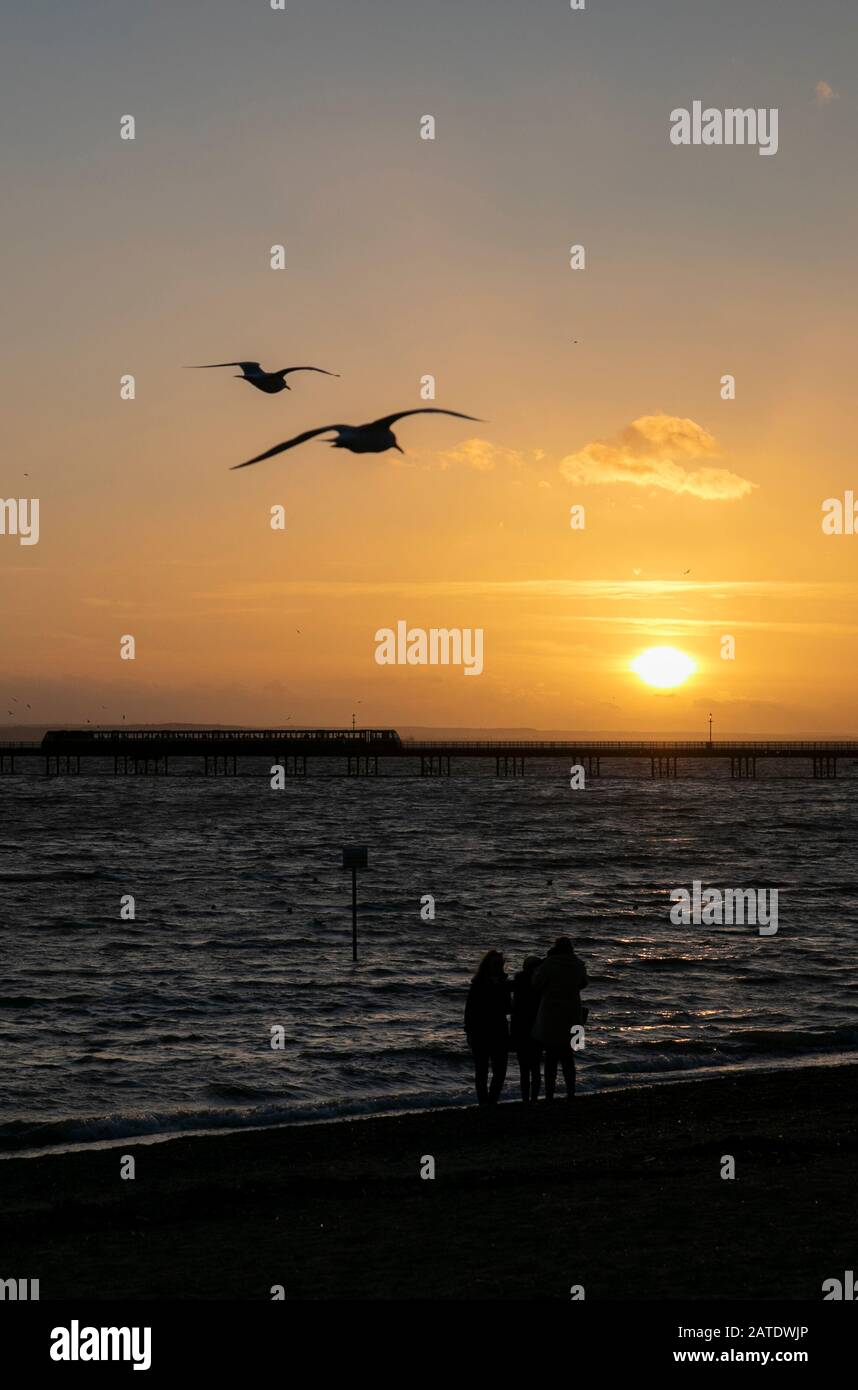 Sonnenuntergang in Southend-on-Sea, Großbritannien. Stockfoto