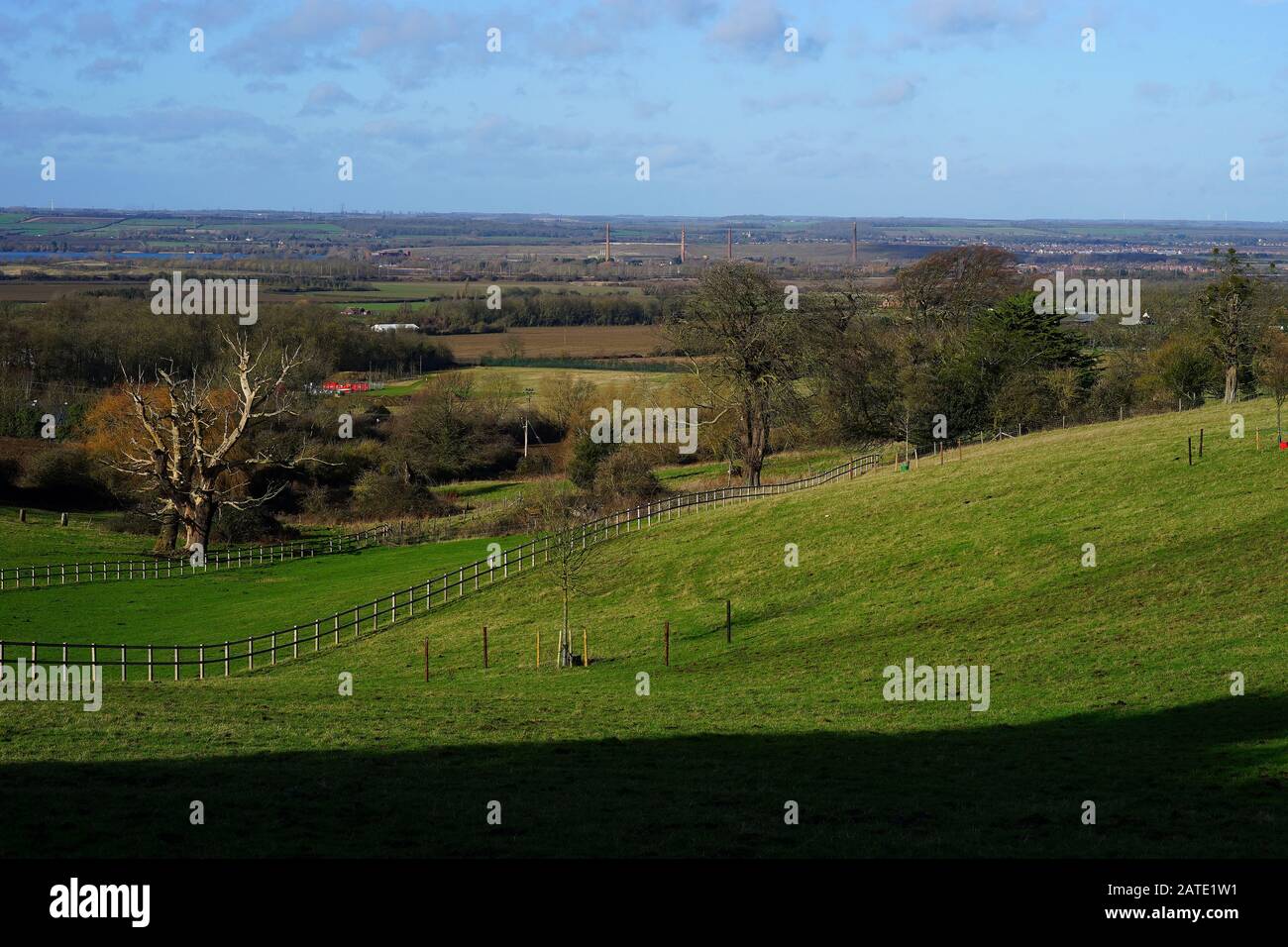 Ein Blick über Marston Vale vom Houghton House Stockfoto