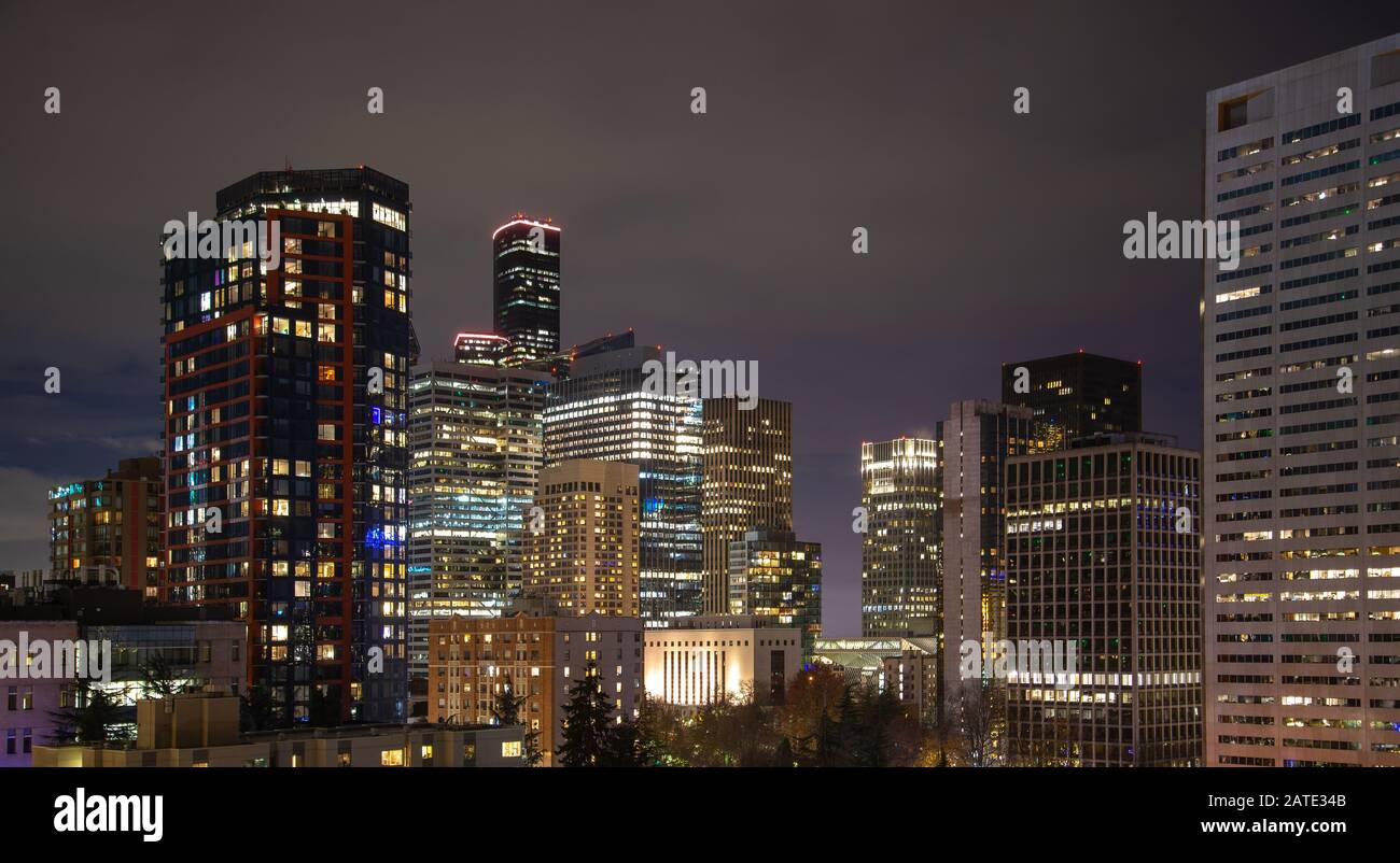 Seattle City at Night, Downtown Architektur von Seattle Stockfoto
