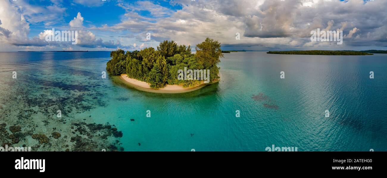 Luftbild von Lissenung Island, Kavieng, Papua-Neu-Guinea, PNG, Bismark Sea, Solomon Sea, Pazifischer Ozean Stockfoto