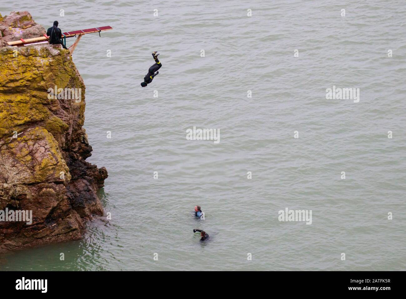 Springt von Cliff in Howth Dublin County Irland, Irische See Stockfoto