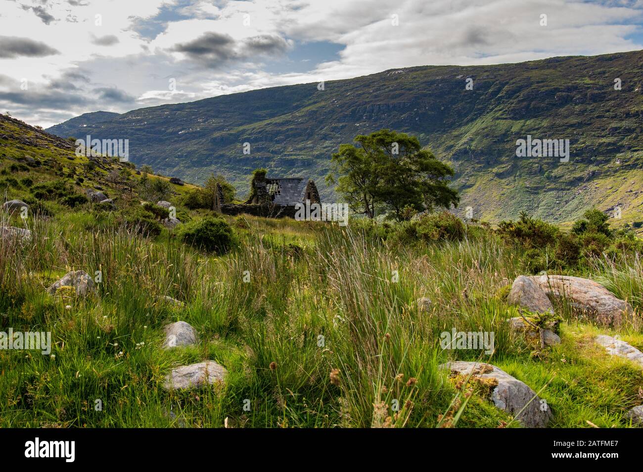 Abandonhaus im Black Valley, Co.Kerry, Irland erinnert an vergangene Zeiten Stockfoto