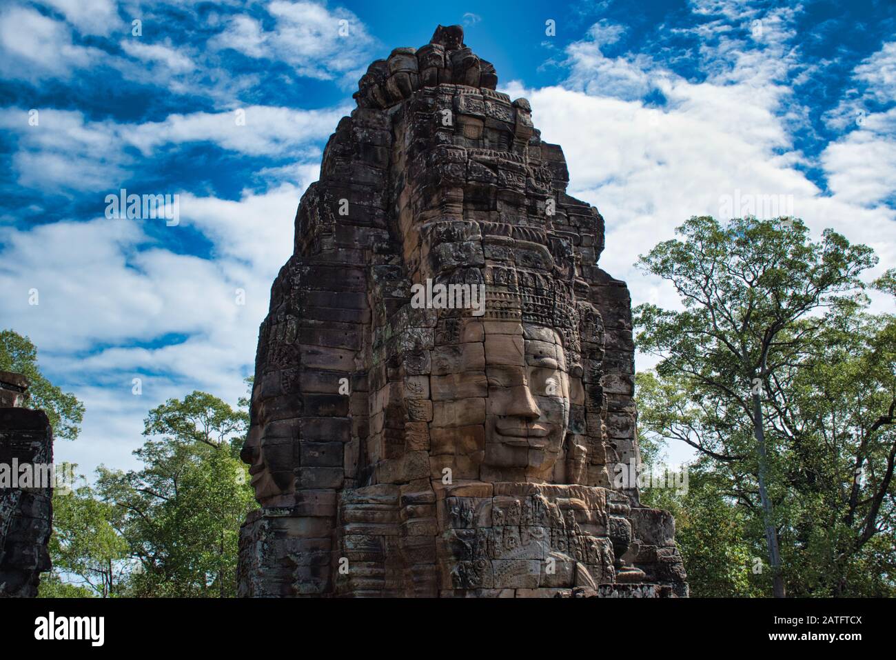 Bayon blickt auf Bayon, Prasat Bayon reich dekorierter Khmer-Tempel in Angkor in Kambodscha Stockfoto