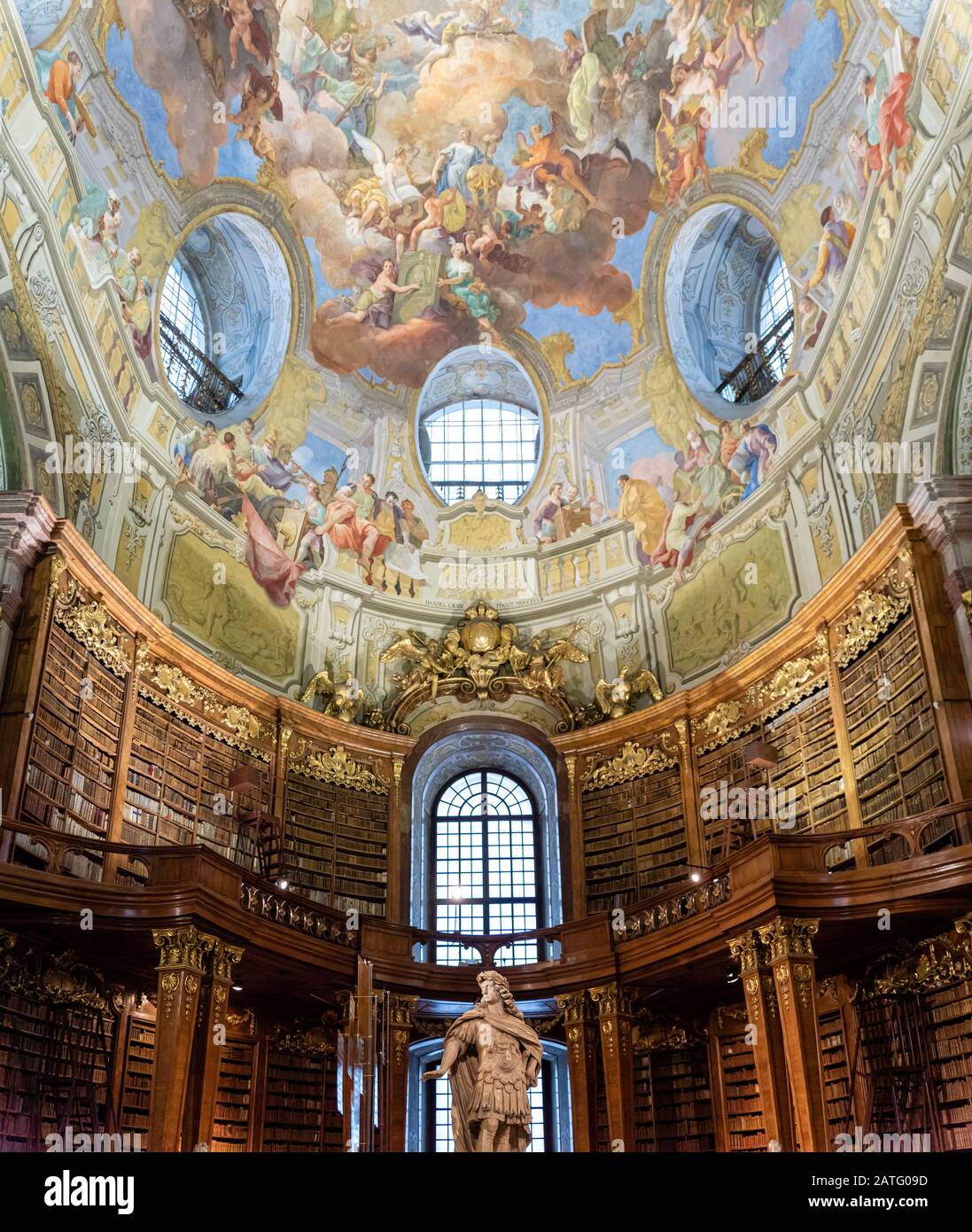 Die Staatshalle in der Österreichischen Nationalbibliothek, Wien, Österreich Stockfoto