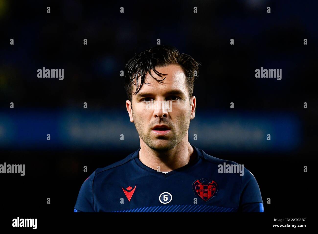 Barcelona, Spanien. Februar 2020. LaLiga 2019/ 2020, Datum 22. Barcelona-Levante. Nemanja Radoja von LevanteTono Garcia von Levante Credit: Pro Shots/Alamy Live News Stockfoto