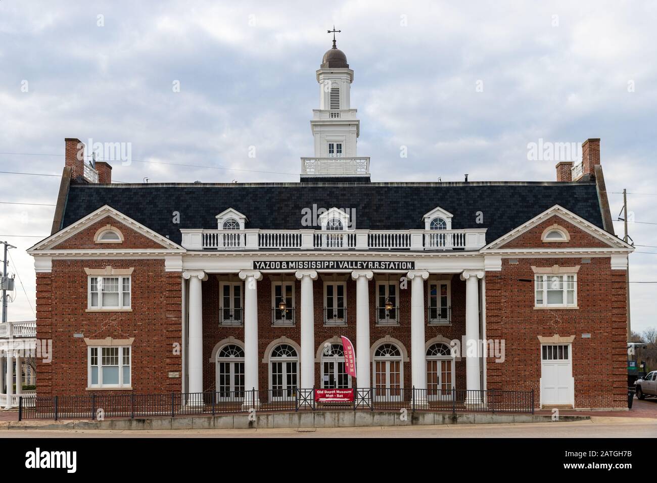 Vicksburg, MS/USA - 13. Dezember 2019: Yazoo & Mississippi Valley Railroad Station in Vicksburg, MS Stockfoto