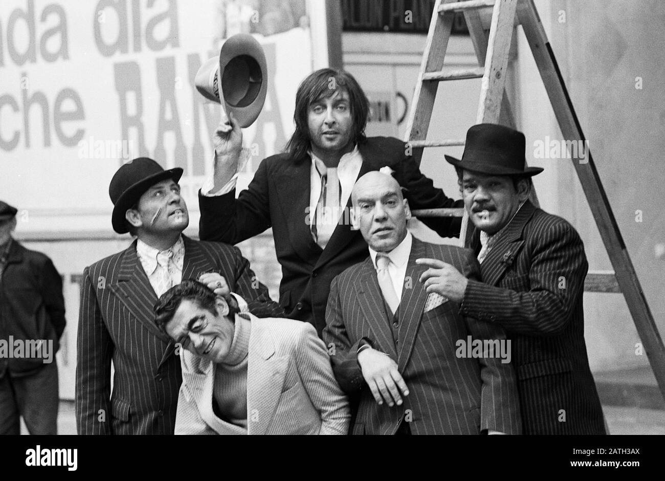 Die Les Humphries Singers Aufstieg Und Fall Einer Poplegende Les humphries singers -Fotos und -Bildmaterial in hoher Auflösung – Alamy