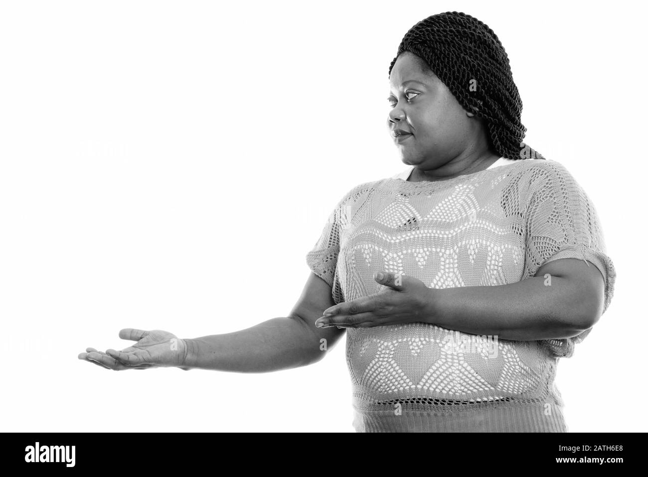 Profil anzeigen von fetten schwarzen afrikanischen Frau etwas angezeigt Stockfoto