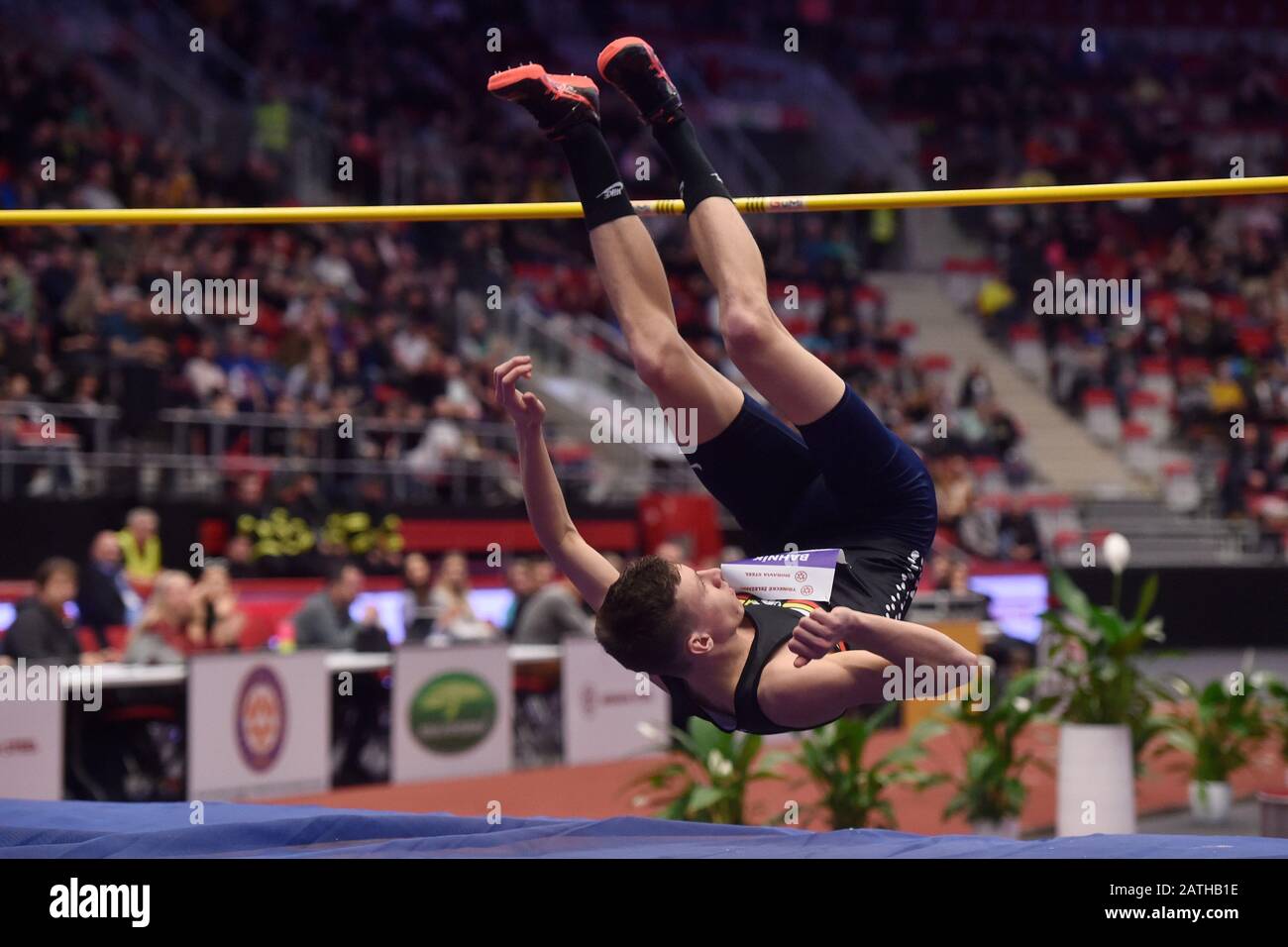 Trinec, Tschechien. Februar 2020. Der Tscheche Marek Bahnik tritt beim Hallen-Sporttreffen der Beskydy's Bar im Hochsprung am 2. Februar 2019 in Trinec in Tschechien an. Kredit: Jaroslav Ozana/CTK Photo/Alamy Live News Stockfoto