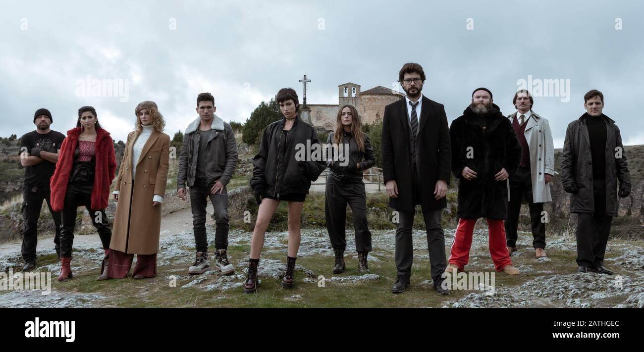 La Casa de Papel TV Series 2017 - 2020 Spanien 2019 Staffel 3 Erstellt von Alex Pina Paco Tous, Alba Flores, Esther Acebo, Jaime Lorente, Ursula Corbero, Itziar Ituno, Alvaro Morte, Darko Peric, Luka Peros, Rodrigo De la Serna Stockfoto