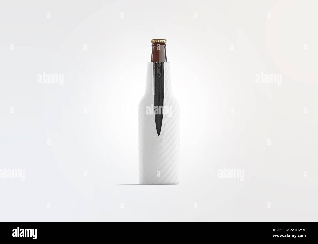 Leere weiße zusammenklappbare Bierflasche Koozie Modell, Vorderansicht Stockfoto