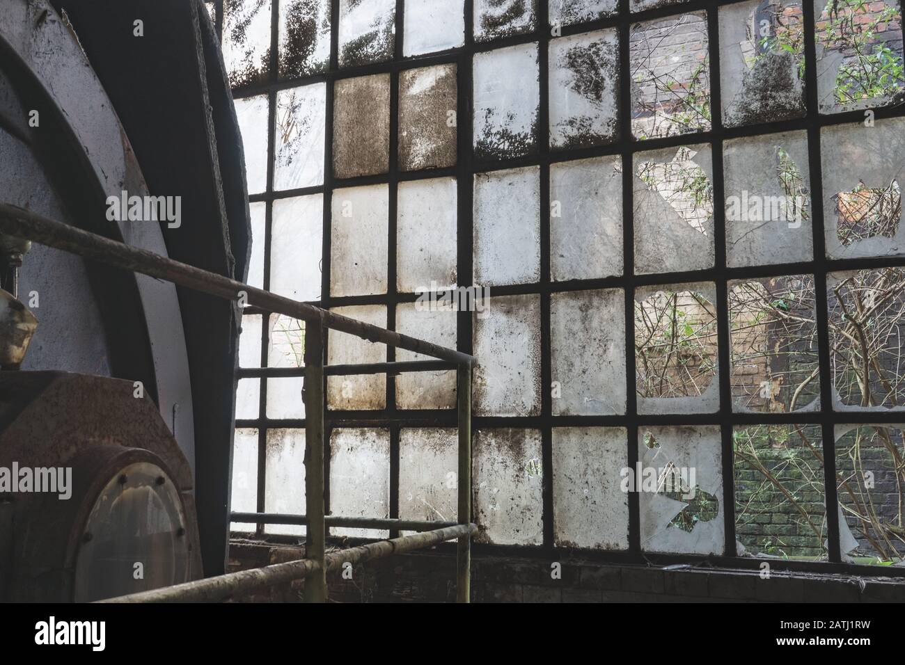 Urbex, städtische Erkundung, alte verlassene Fabrik, Belgien Stockfoto