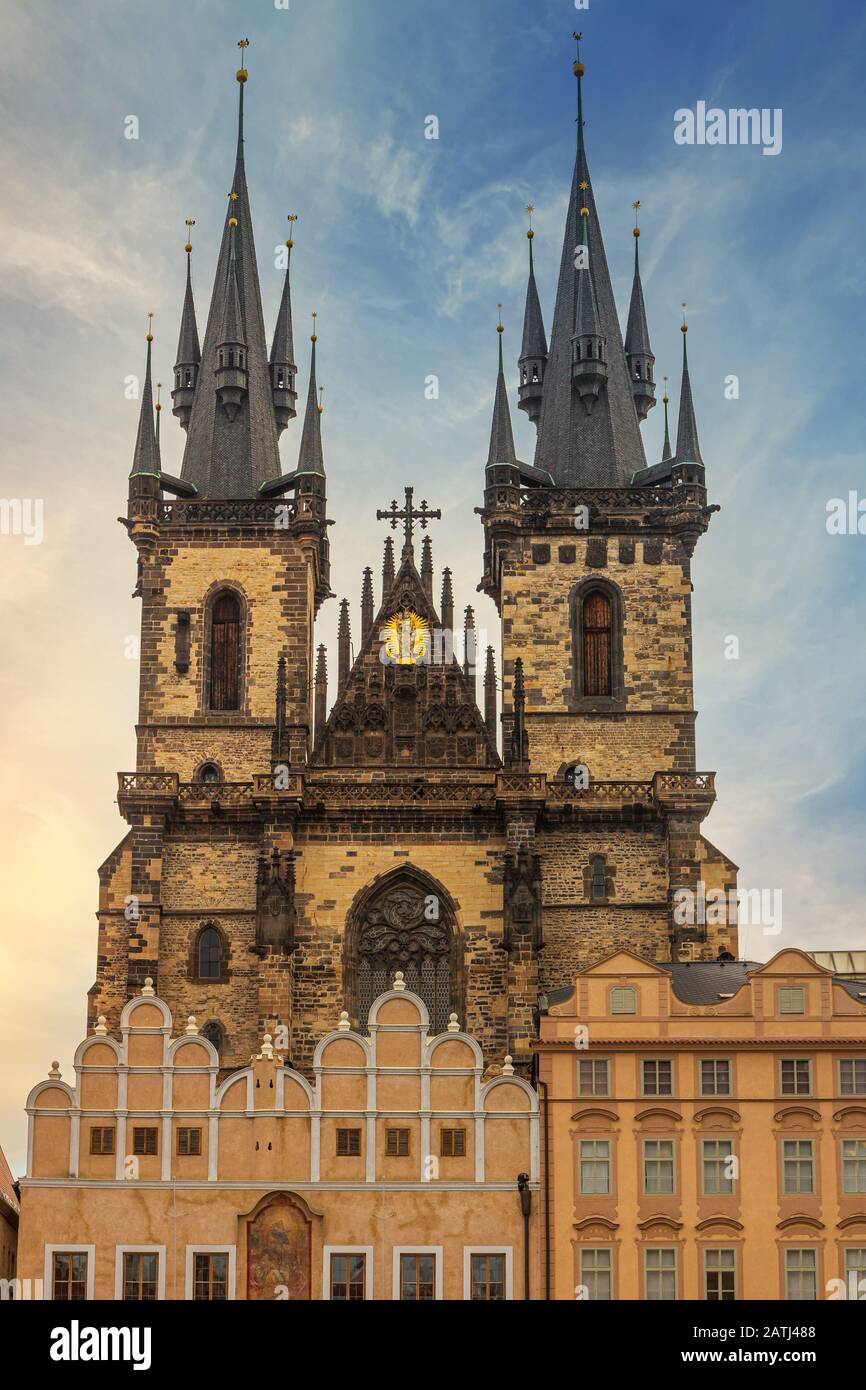 Die Kirche der Mutter Gottes vor Tyn (Liebfrauenkirche vor Tyn) - Prag, Tschechien Stockfoto