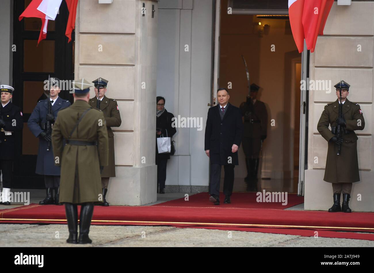 Warschau, Polen. Februar 2020. Der Präsident der französischen Republik Emmanuel Macron besucht den präsidenten Polens Andrzej Duda im Präsidentenpalast Stockfoto