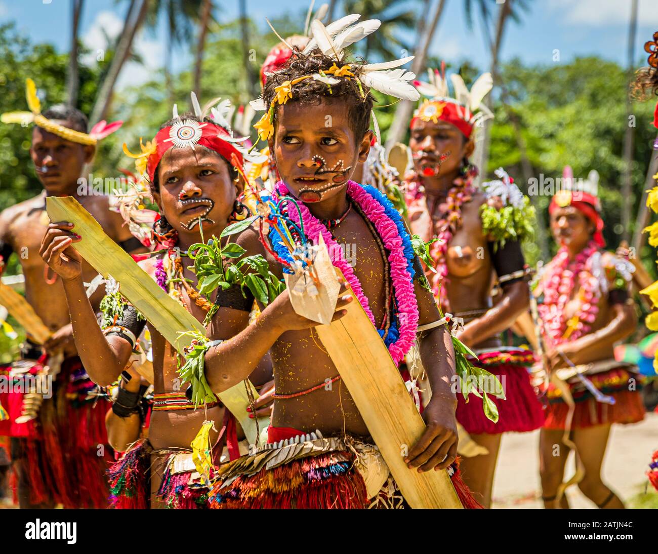 Traditioneller Milamala-Tanz der Trobriand-Inseln während des Festivals der freien Liebe, Kwebwaga, Papua-Neuguinea Stockfoto