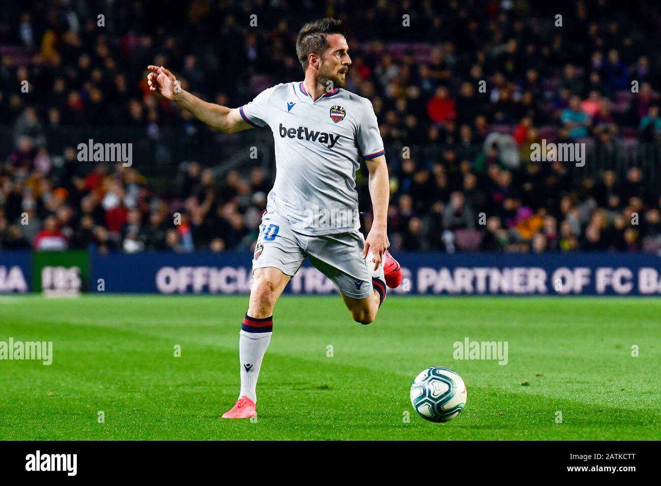 BARCELONA, 02-02-2020. LaLiga 2019/ 2020, Datum 22. Barcelona-Levante. Jorge Miramon von Levante Credit: Pro Shots/Alamy Live News Stockfoto