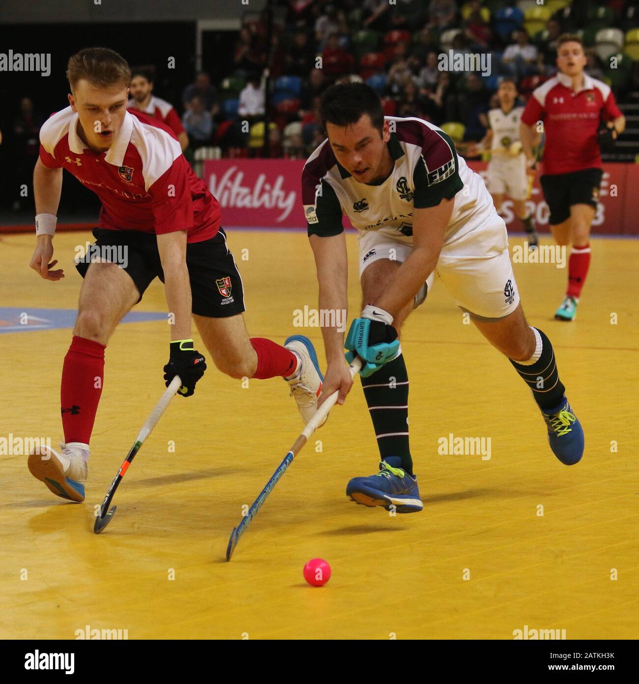 London, Großbritannien - 2. Februar 2020 Surbiton auf dem Weg, Holcombe (3:2) im Finale Der Jaffa Super 6 in der Copper Box Arena Quee zu besiegen Stockfoto