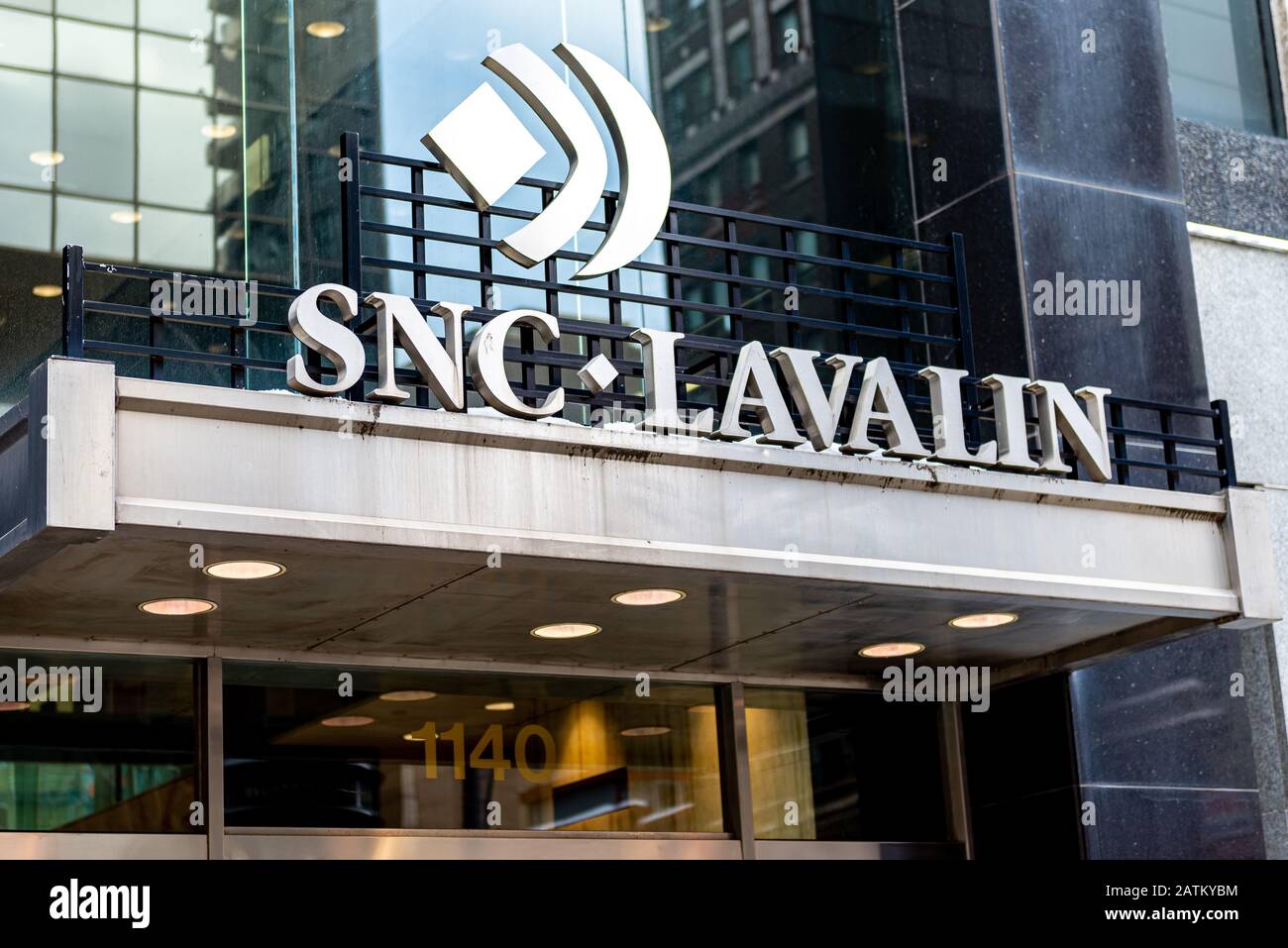 Montreal Quebec Kanada 25. Januar 2020: SNC Lavalin auf Bouldevard de Maisonneuve vor dem Gebäude Stockfoto