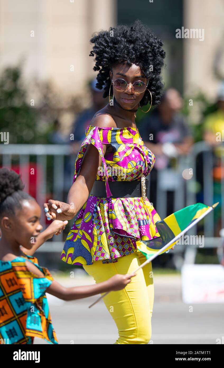 Traditionelle Jamaikanische Kleidung Stockfotos und -bilder Kaufen - Alamy