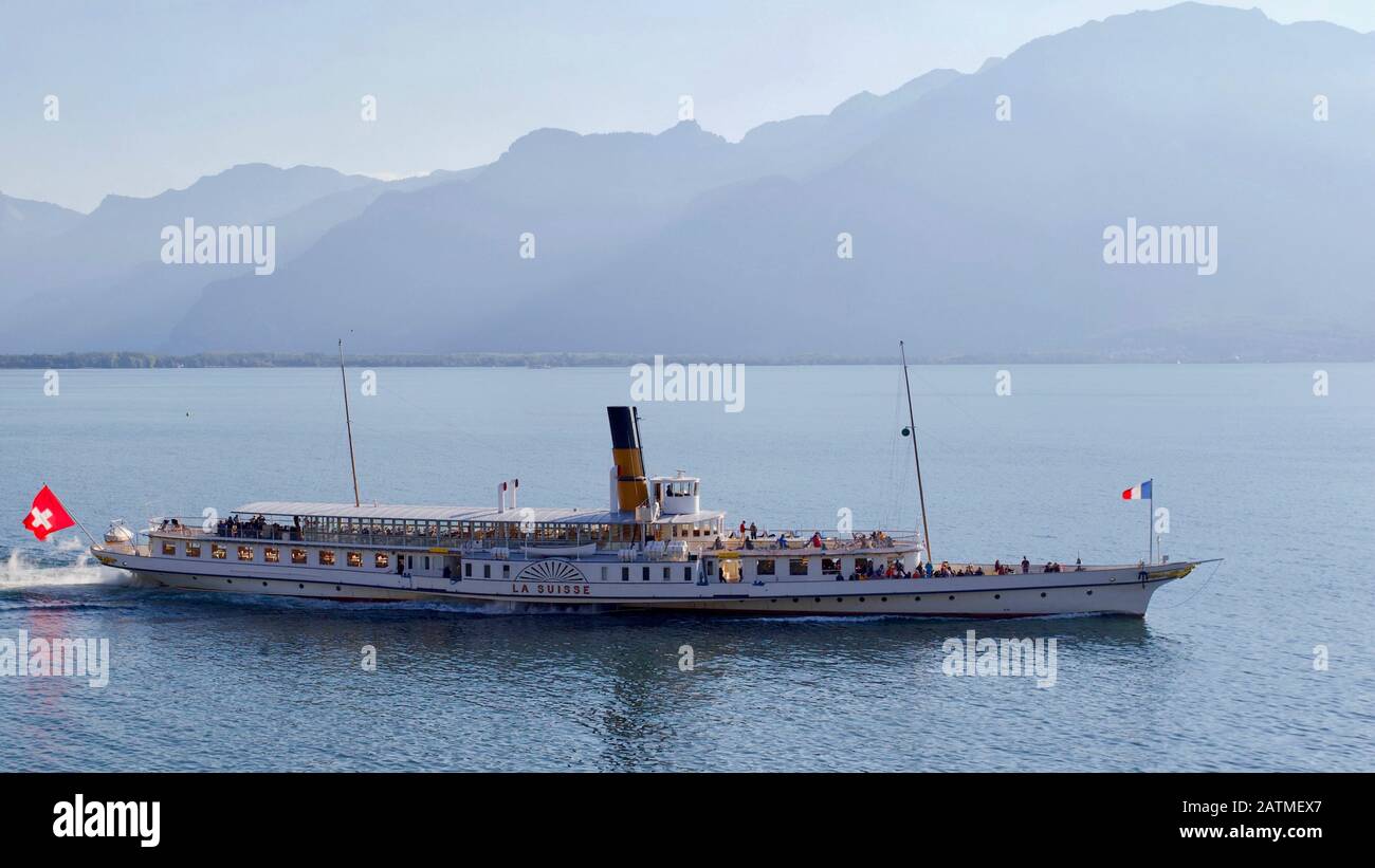 Dampfer "La Suisse", Genfersee, Montreux, Kanton Waadt, Schweiz. Stockfoto