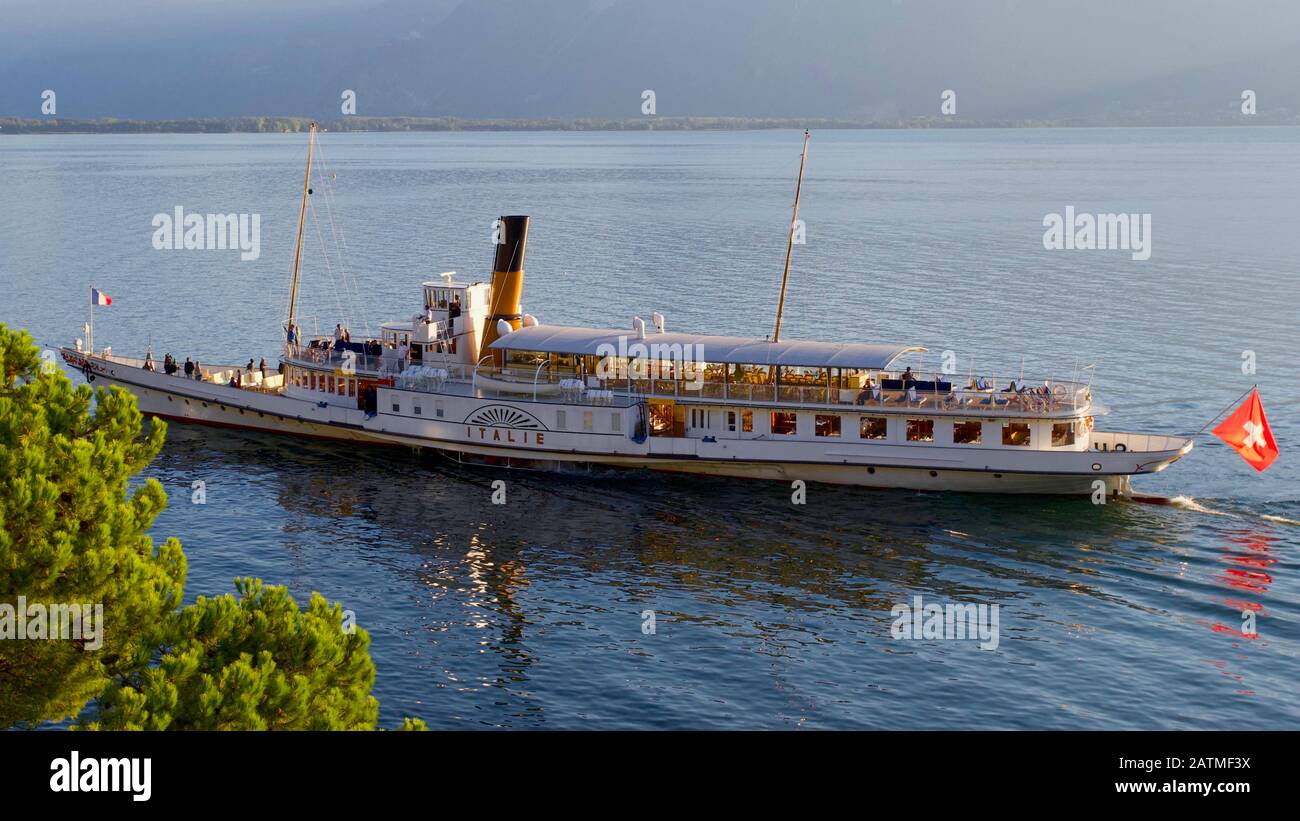 Dampfer "Italie", Genfersee, Montreux, Kanton Waadt, Schweiz. Stockfoto