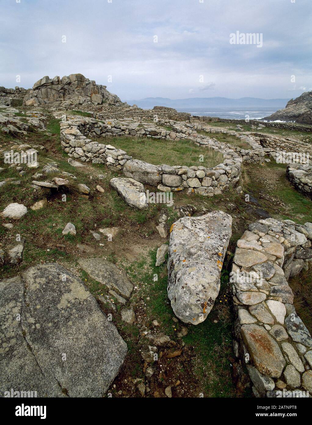 Castro von Baroña. Eiszeitliche Siedlung, 1. Jahrhundert v. Chr. - 1. Jahrhundert n. Chr. Galicien, Provinz La Coruña, Spanien. Stockfoto