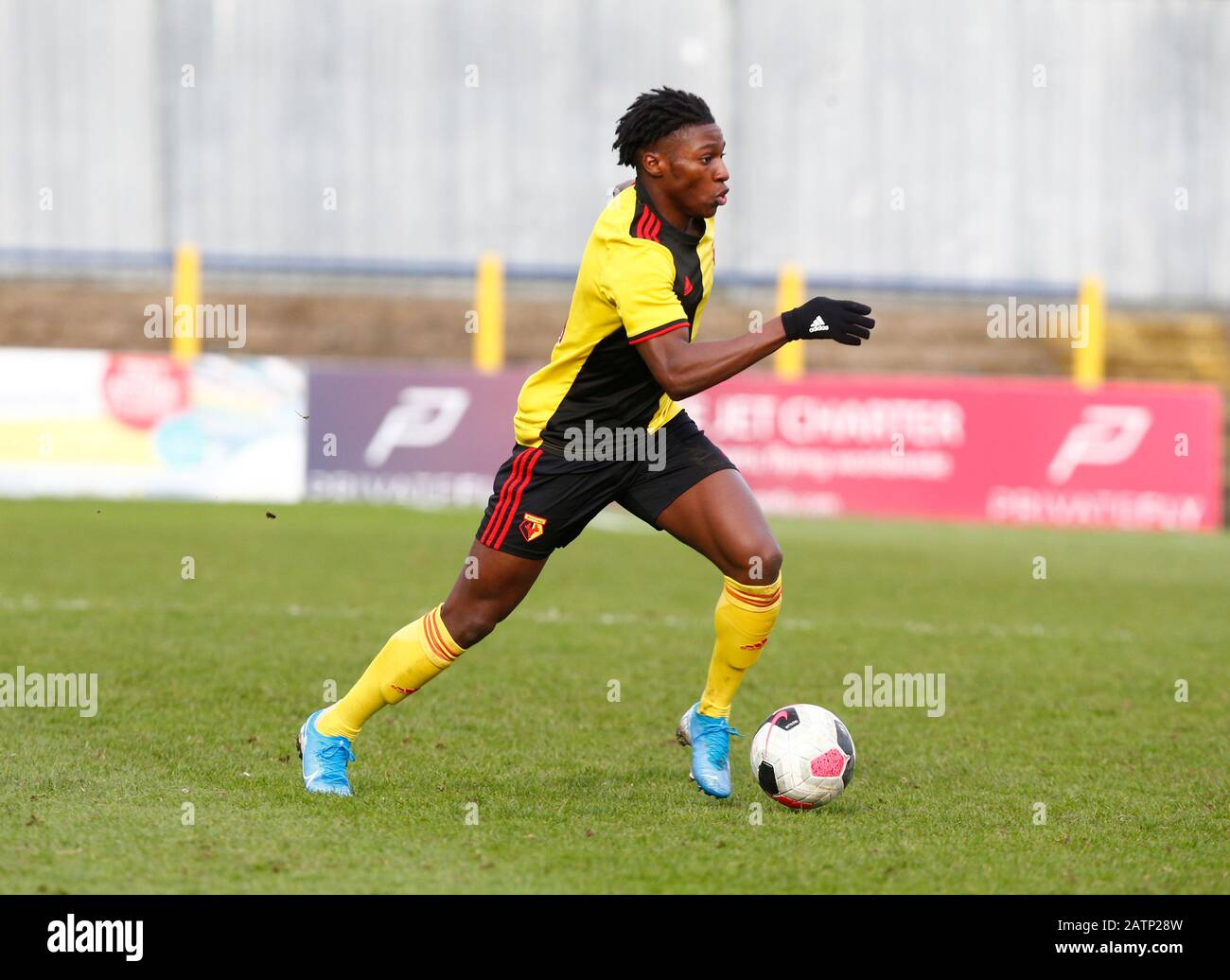 St. ALBANS, ENGLAND - 3. FEBRUAR: Joseph Hungbo aus Watford Unter 23während der Professional Development League zwischen Watford Unter 23s und Charlton Athl Stockfoto