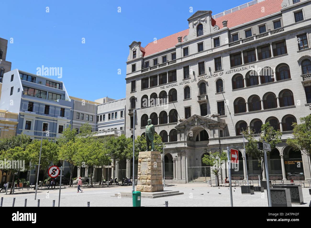 Jan Hendrik Hofmeyr-Statue und Kirchenplatz, Parliament Street, CBD, Kapstadt, Table Bay, Western Cape Province, Südafrika, Afrika Stockfoto