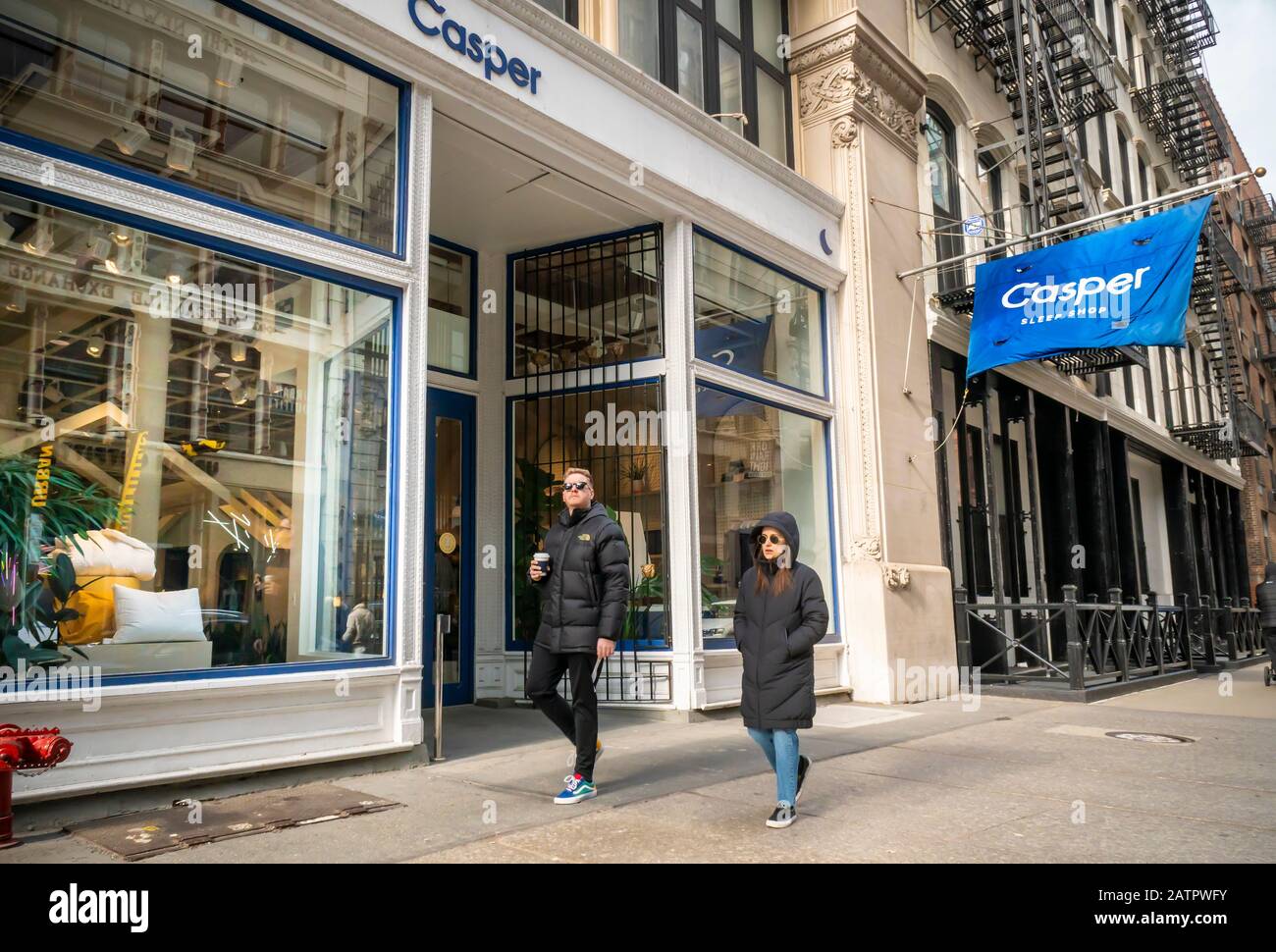 Einer der Online-Händler Casper SleepÕs Ziegelei-und-Mörser-Läden, am Sonntag, 2. Februar 2020, im New Yorker Stadtteil Noho. Casper hat kürzlich seine Bewertung auf unter 1 Milliarde Dollar gesenkt und damit aus der ÒunicornÓ-Kategorie herausgenommen. (© Richard B. Levine) Stockfoto
