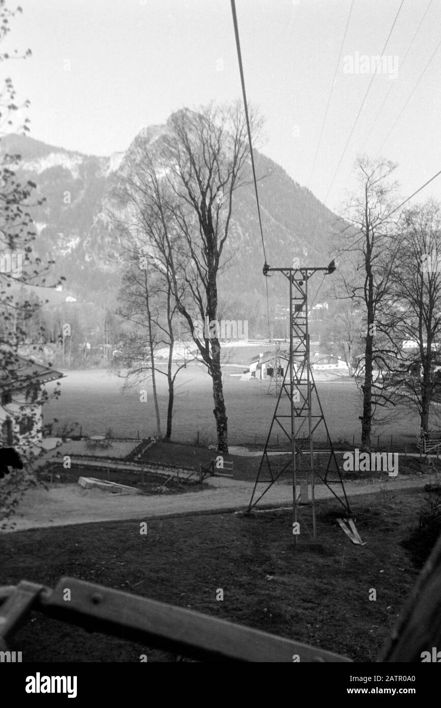 Skilift in Ramsau bei Berchtesgaden, 1957. Skilift in Ramsau bei Berchtesgaden, 1957. Stockfoto
