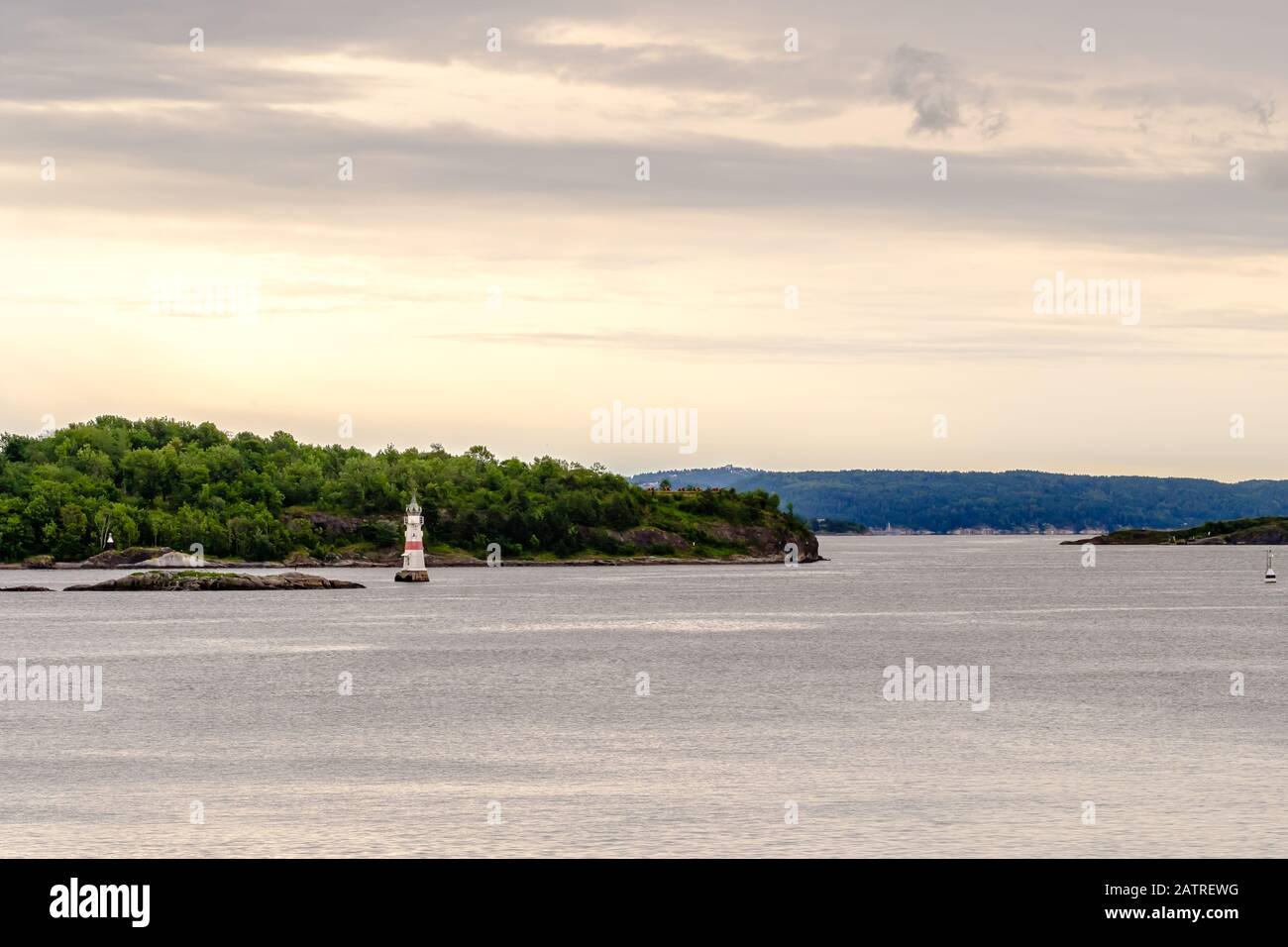 Oslofjord im Morgengrauen im Sommer, Oslo, Norwegen, Europa Stockfoto