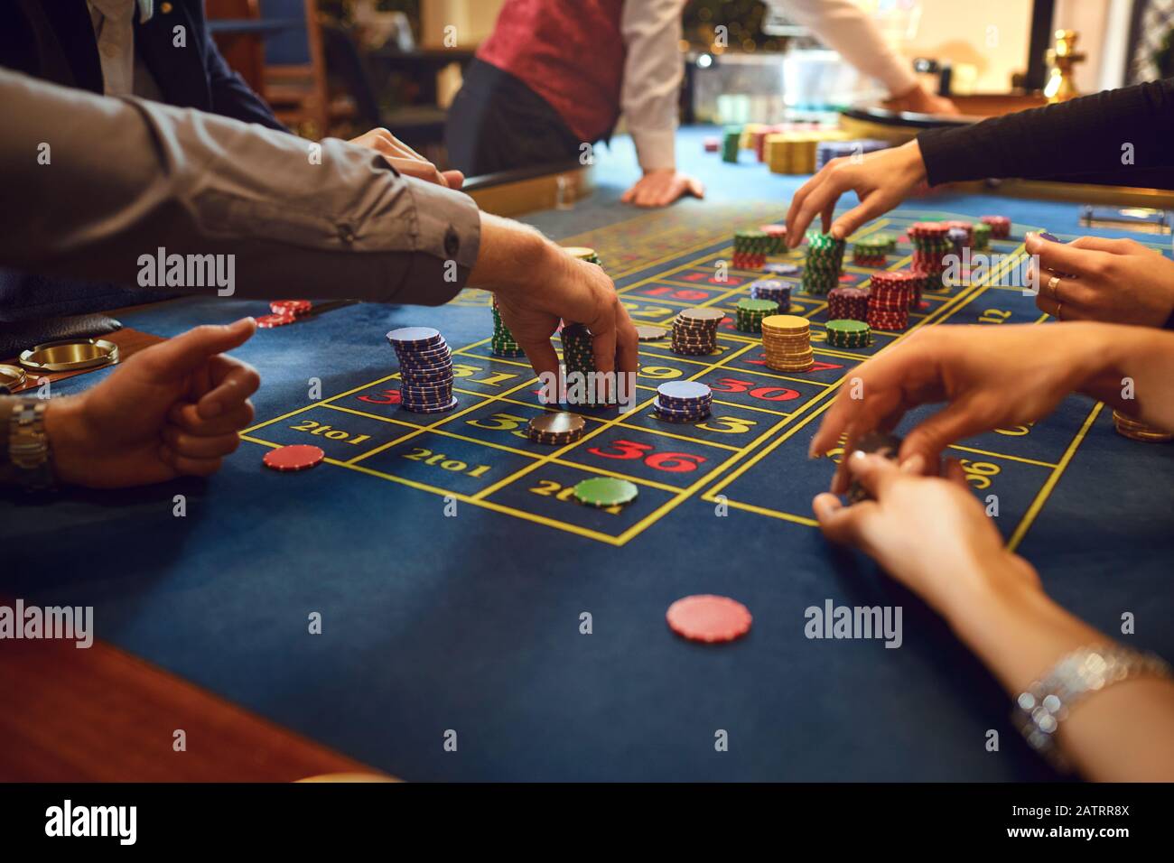 Roulette Chips in einem Casino. Die Spieler Wetten in einem Casino. Stockfoto