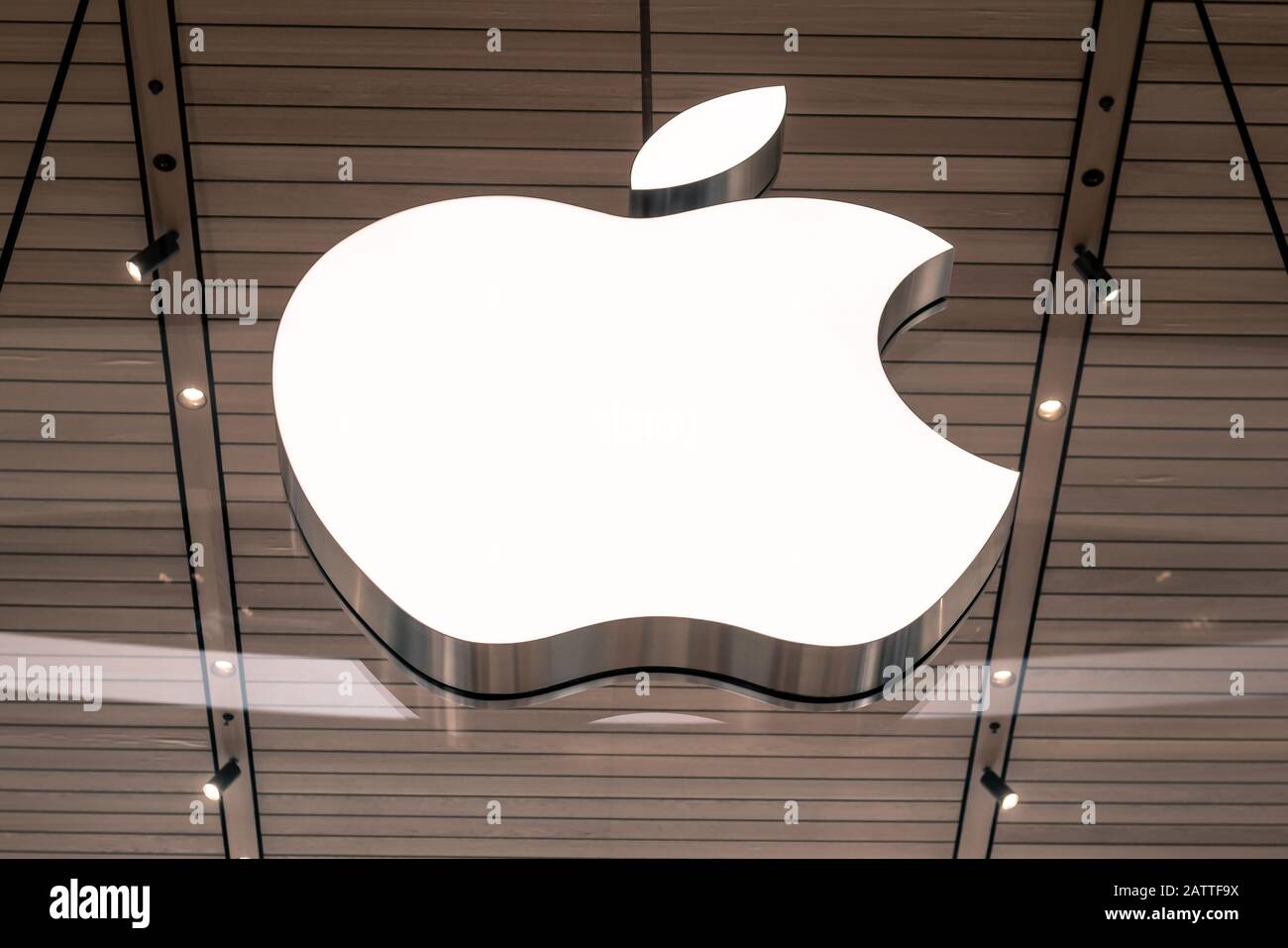 Bangkok, Thailand - 10. November 2018: Apple Logo im Apple Store Iconsiam in Bangkok, Thailand Stockfoto