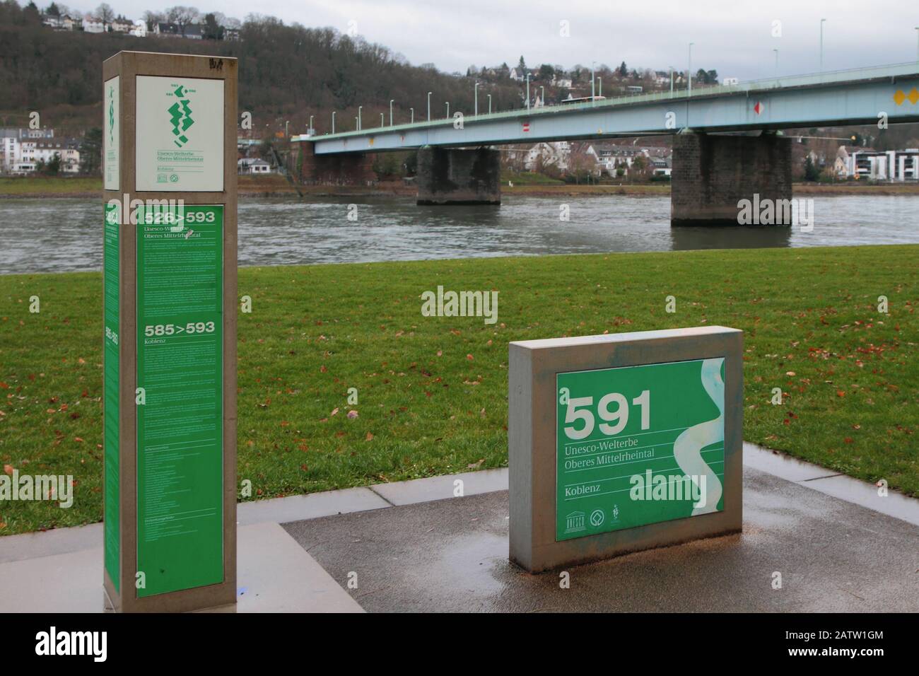 Koblenz, Deutschland - 08. Januar 2020: Oberes Mittelrheintal ist UNESCO-Weltkulturerbe Stockfoto