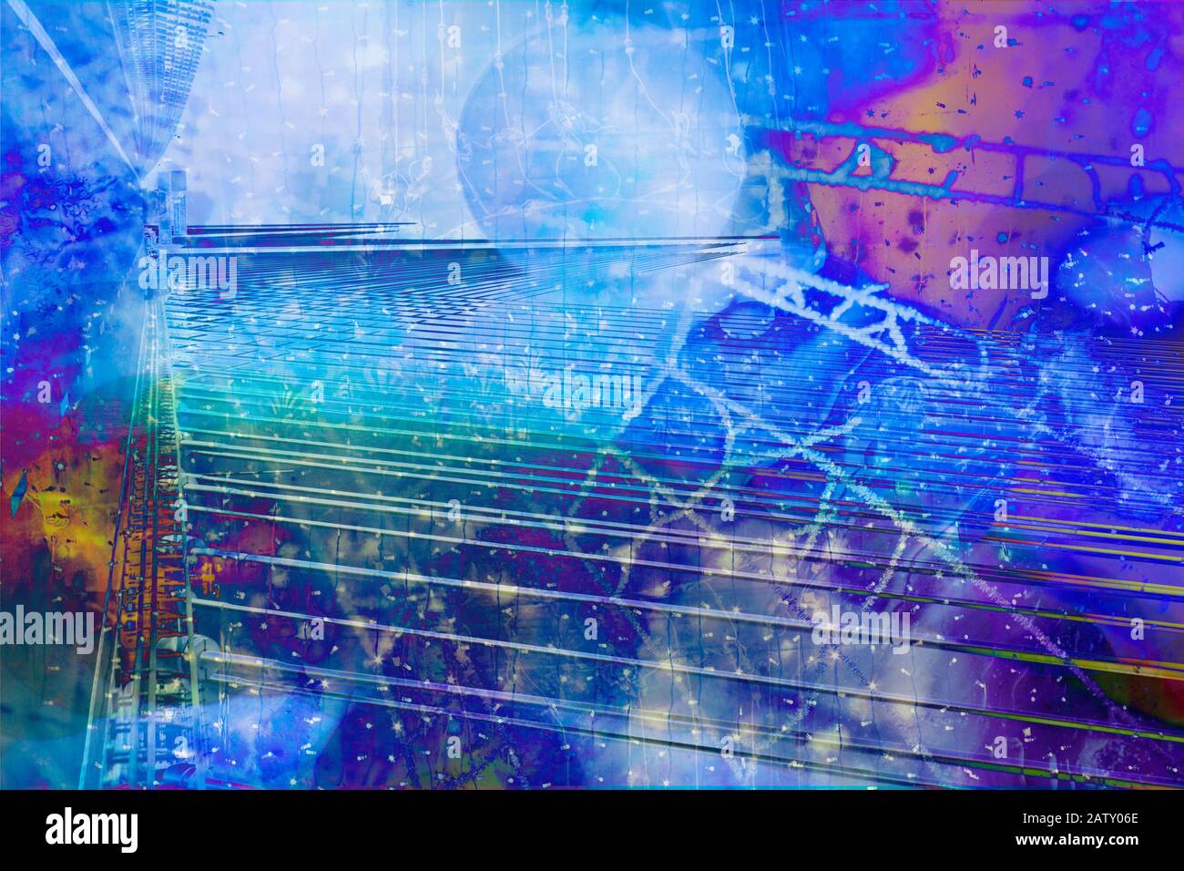 Abstrakter, künstlerischer Hintergrund in blau, die Farbe des Jahres 2020 Stockfoto