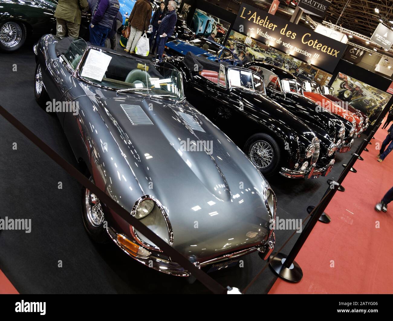 Paris, Frankreich. Februar 2020. Jaguar   Die Retromobil-Show öffnet ihre Tore vom 5. Bis 9. Februar 2020 auf der PARIS-EXPO in Paris, Frankreich. Stockfoto