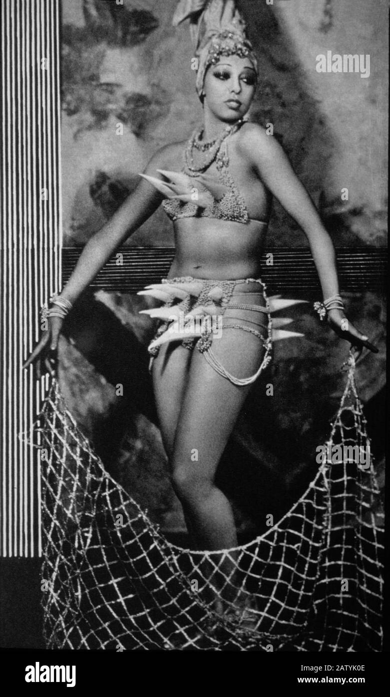1920 's : die gefeierte amerikanische schwarze Sängerin und Tänzerin JOSEPHINE BAKER ( Saint Louis , USA 1906 - Paris , Frankreich 1975 ) - Musical - Ballerina - Stockfoto