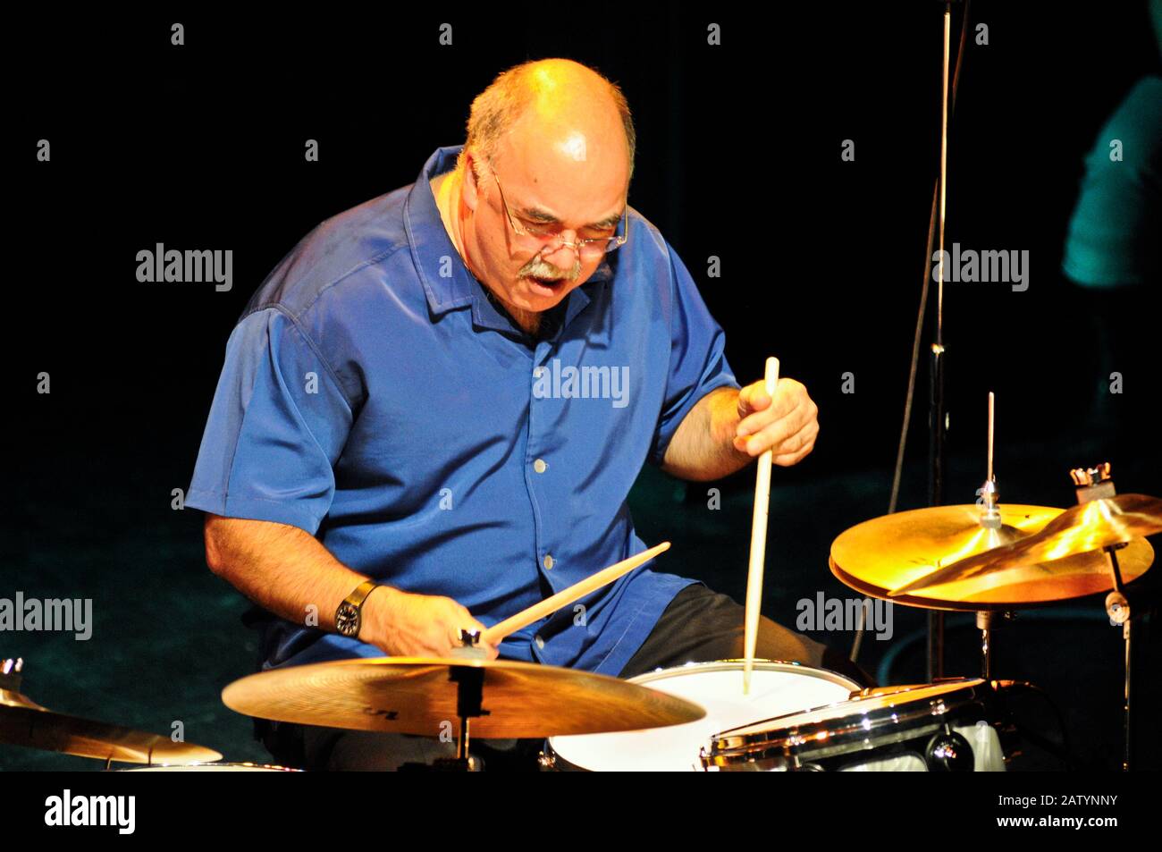 Peter Erskine, Jazz-Schlagzeuger, trat live auf Stockfoto