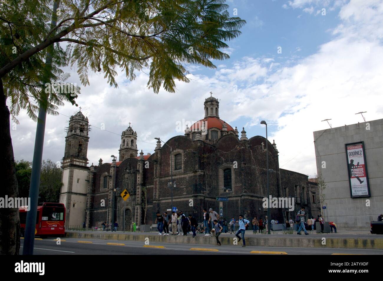 Kirche San Hipólito am Paseo de la Reforma, Mexiko-Stadt Stockfoto