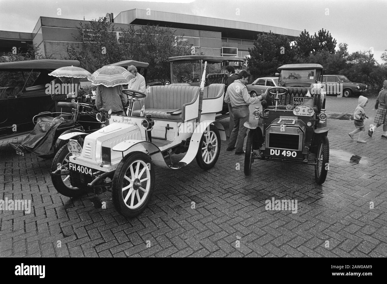 Alte Autos, Teilnehmer Silver Traditierit Pioneer Automobile Club Datum: 30. August 1980 Schlagwörter: Autorennungen, Jahrgang, Öffentlichkeit Stockfoto