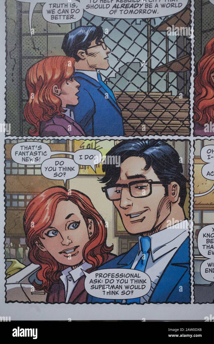 Clark Kent enthüllt, dass er Superman ist, Comicdetails Stockfoto