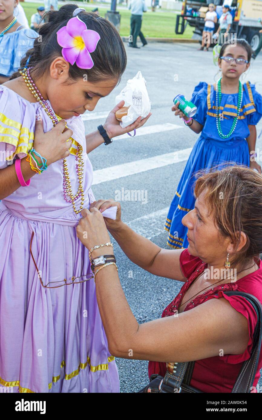 Miami Florida, Kunst auf der Straße, Unabhängigkeit von Mittelamerika & Mexiko Tag der kulturellen Integration, Hispanic Latino ethnischen Einwanderer m Stockfoto